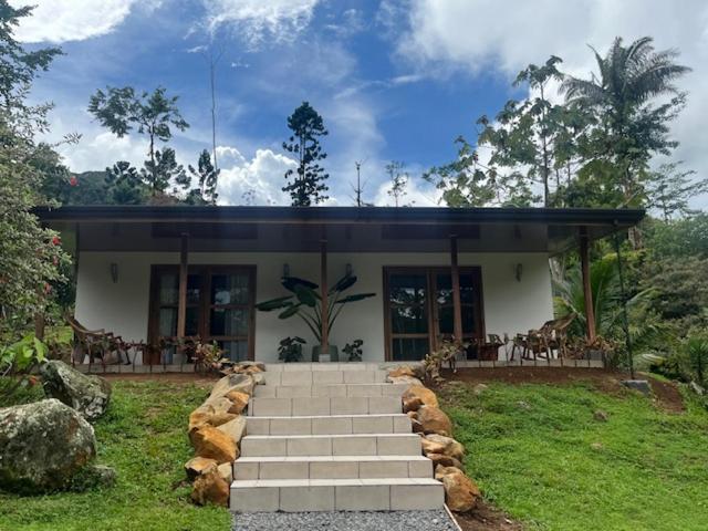 Siqurres Da Alegria Siquirres Mountain Lodge المظهر الخارجي الصورة